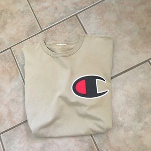 Champion T-shirt